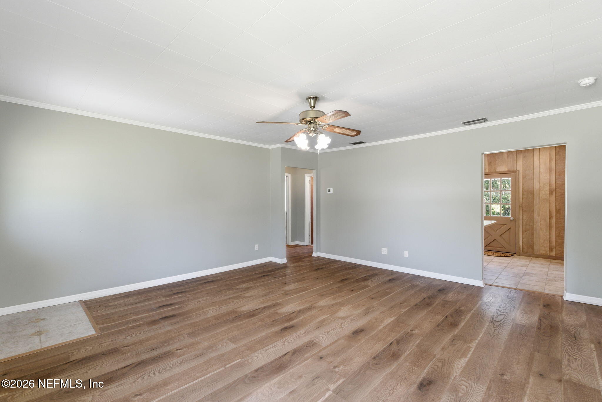 5 Beacon Street St. Augustine, FL 32084 - Photo 7 of 43 Living Room_2