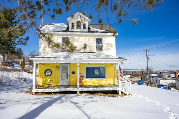 $169,900 | 203 Franklin Street, Elroy, WI 53929