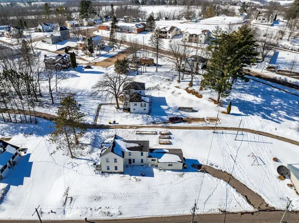 $169,900 | 203 Franklin Street, Elroy, WI 53929