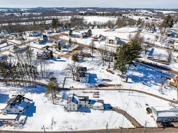 $169,900 | 203 Franklin Street, Elroy, WI 53929