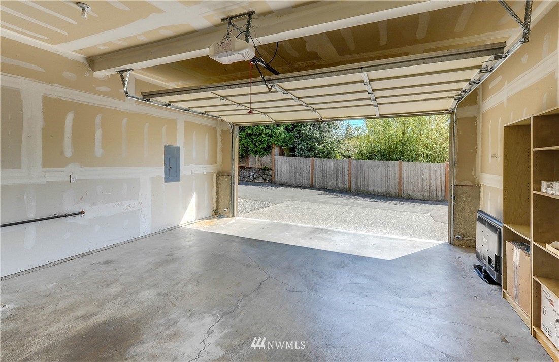 4926 Southwest Forney Street Seattle, WA 98116 - Photo 23 of 25 Gallery Image 23