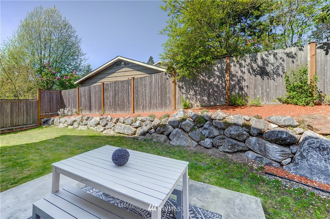 4926 Southwest Forney Street Seattle, WA 98116 - Photo 24 of 25 Gallery Image 24