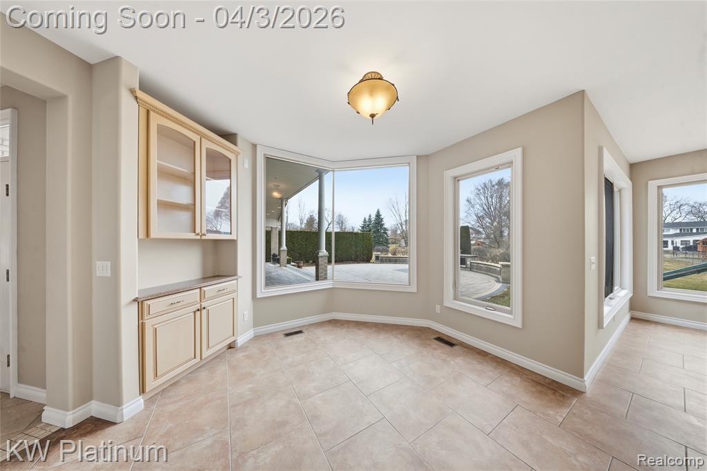 48877 Point Lakeview Street Chesterfield, MI 48047 - Photo 21 of 73