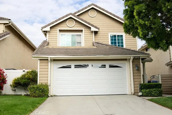 $900,000 | 8708 Edmonton Place, Inglewood, CA 90305