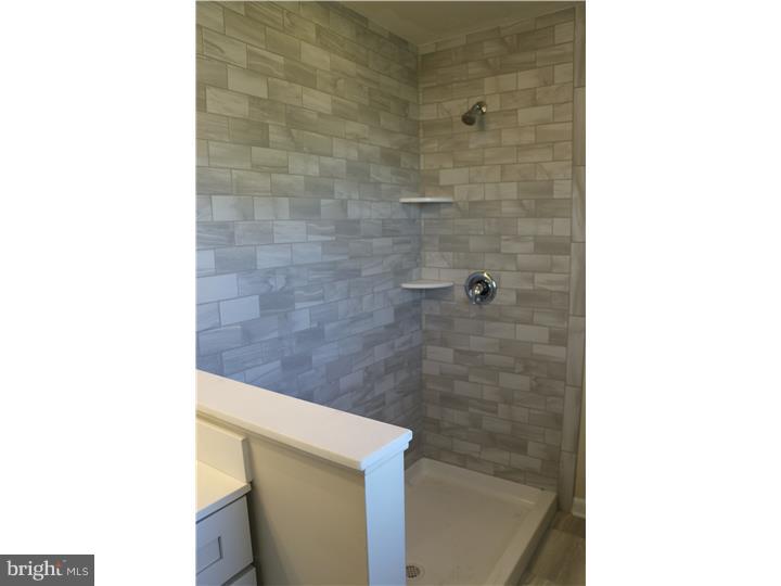 341 Farmdale Road Moorestown, NJ 08057 - Photo 15 of 19 Master Bathroom