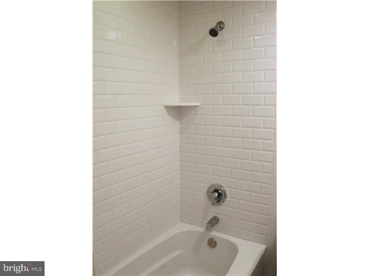 341 Farmdale Road Moorestown, NJ 08057 - Photo 10 of 19 Bathroom