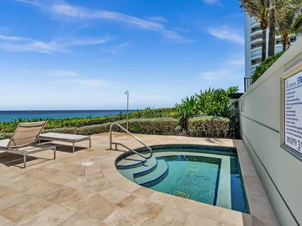 $1,495,000 | 500 South Ocean Boulevard, Unit 909, Boca Raton, FL 33432