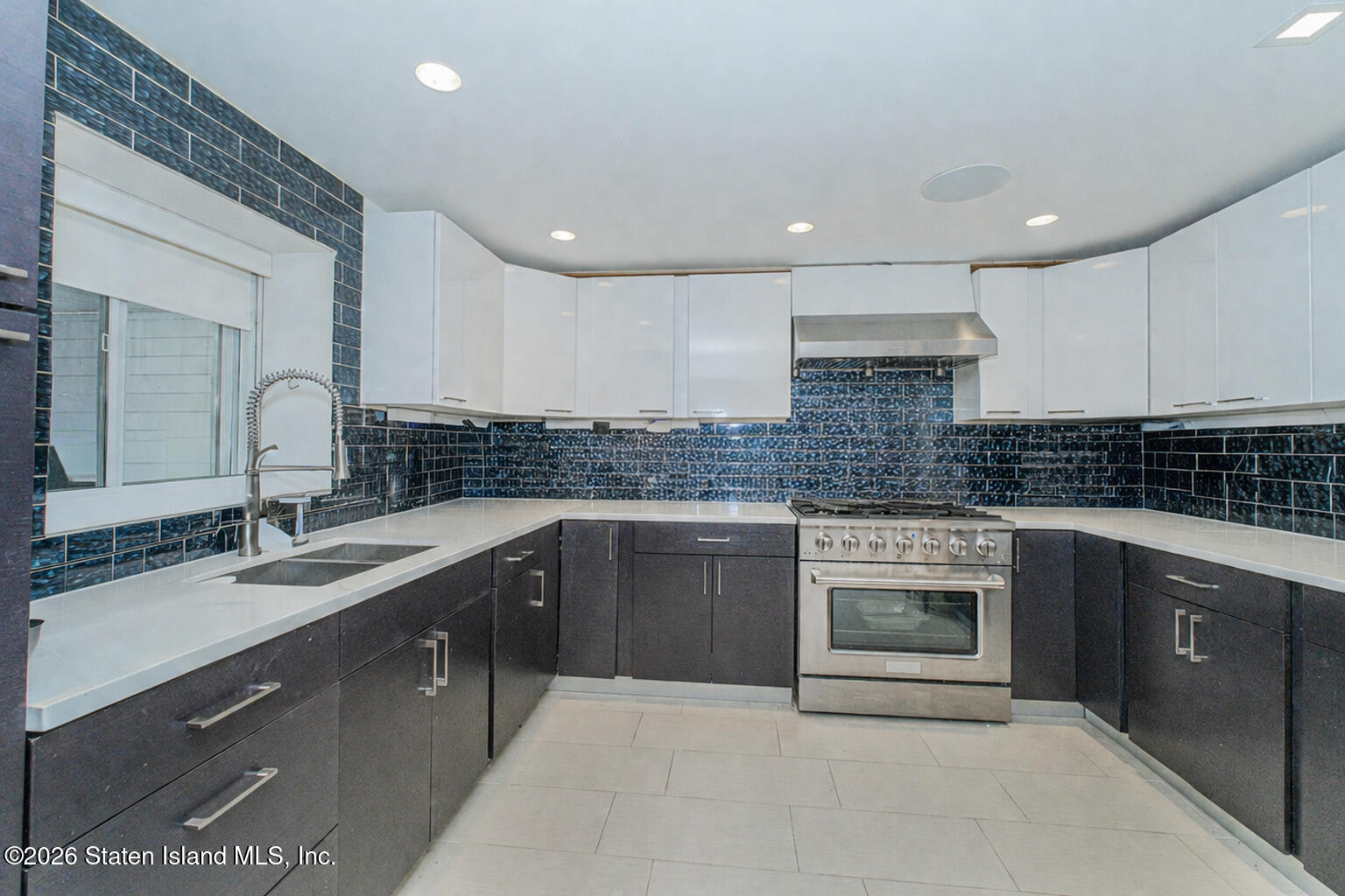 825 Willowbrook Road Staten Island, NY 10314 - Photo 25 of 31 Photo Mar 25 2026, 11 53 18 PM