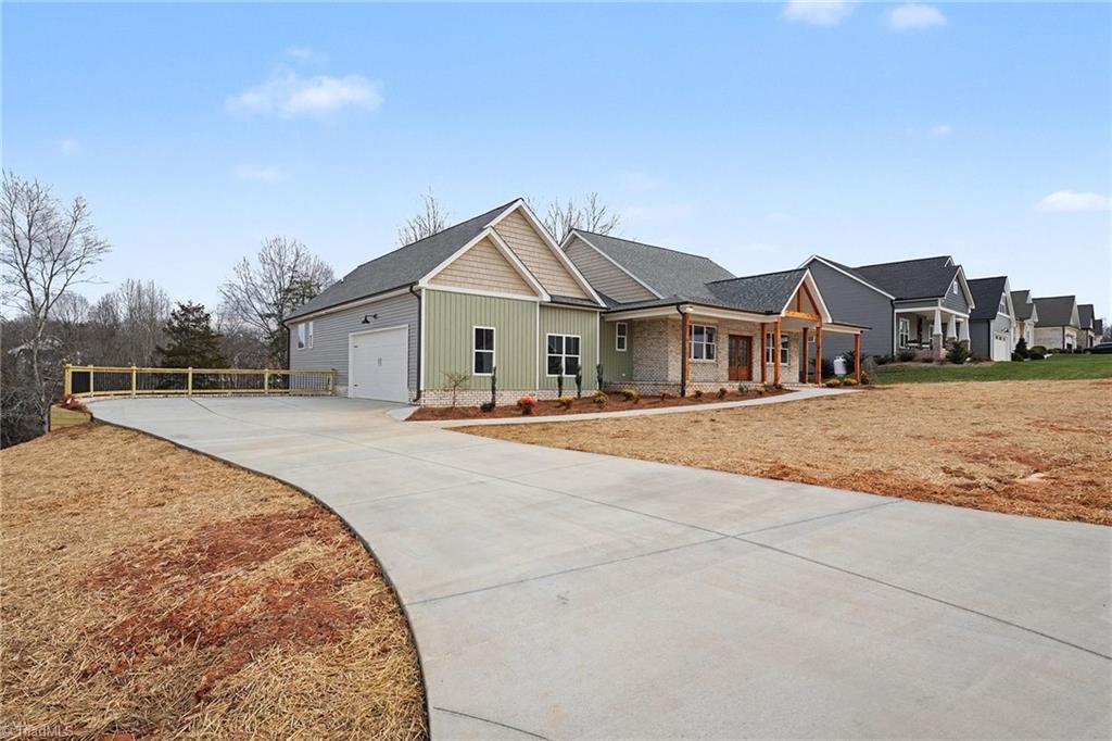 183 Providence Trail Madison, NC 27025 - Photo 3 of 42