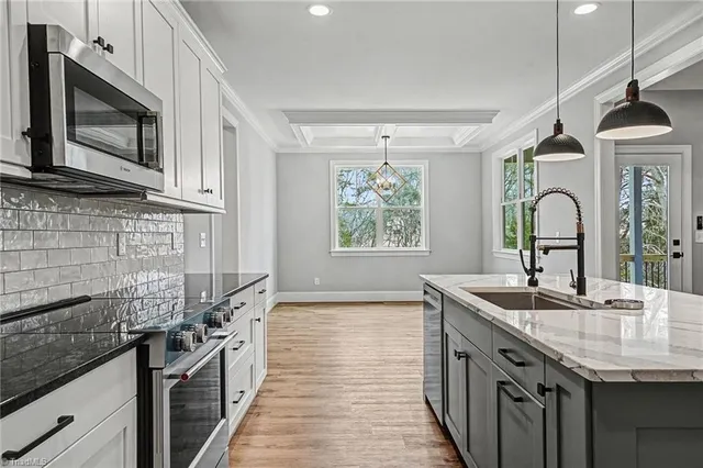 $554,900 | 183 Providence Trail, Madison, NC 27025