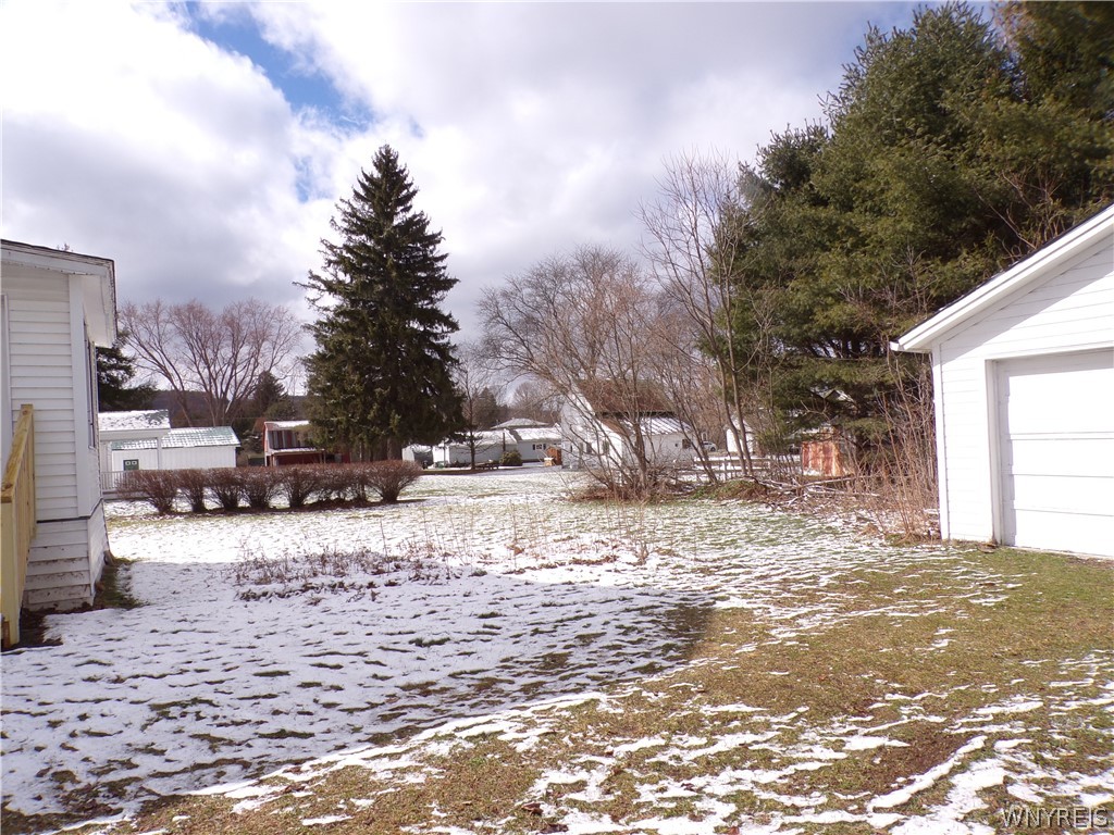 61 Sherman Street Belfast, NY 14711 - Photo 6 of 34