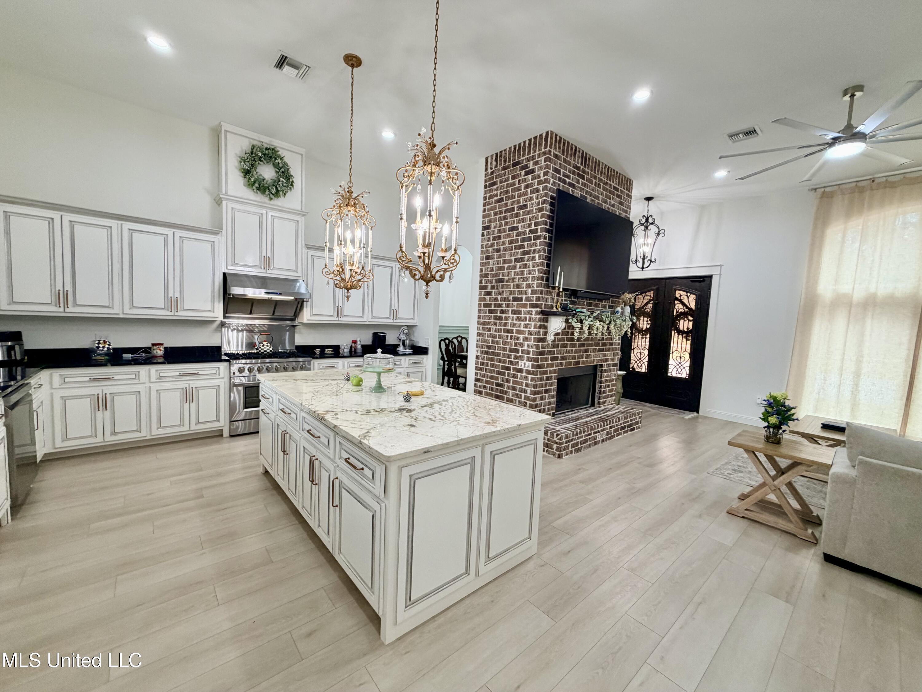 129 Debert Adams Road Lucedale, MS 39452 - Photo 4 of 44 IMG_2170