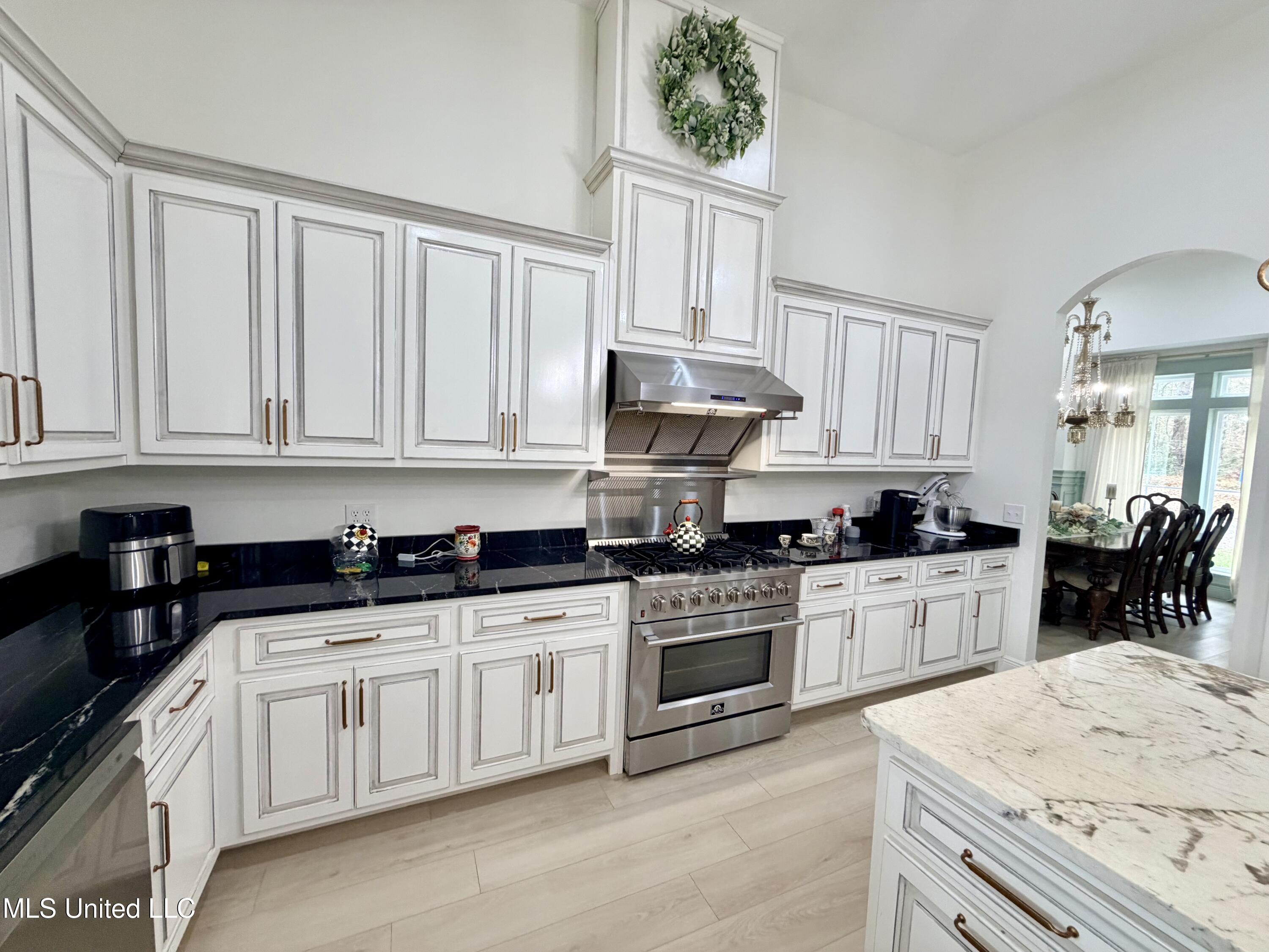 129 Debert Adams Road Lucedale, MS 39452 - Photo 9 of 44 IMG_2163