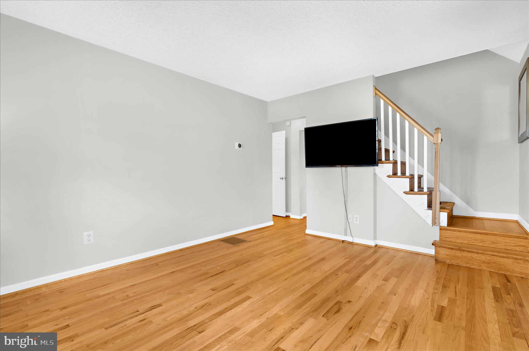 3303 Grace Road Sparrows Point, MD 21219 - Photo 5 of 59 Beautiful hardwoods