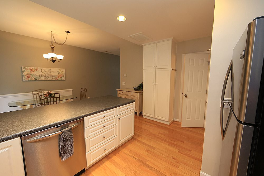 2121 Piney Brook Road, Unit 104 Raleigh, NC 27614 - Photo 9 of 21 KITCHEN