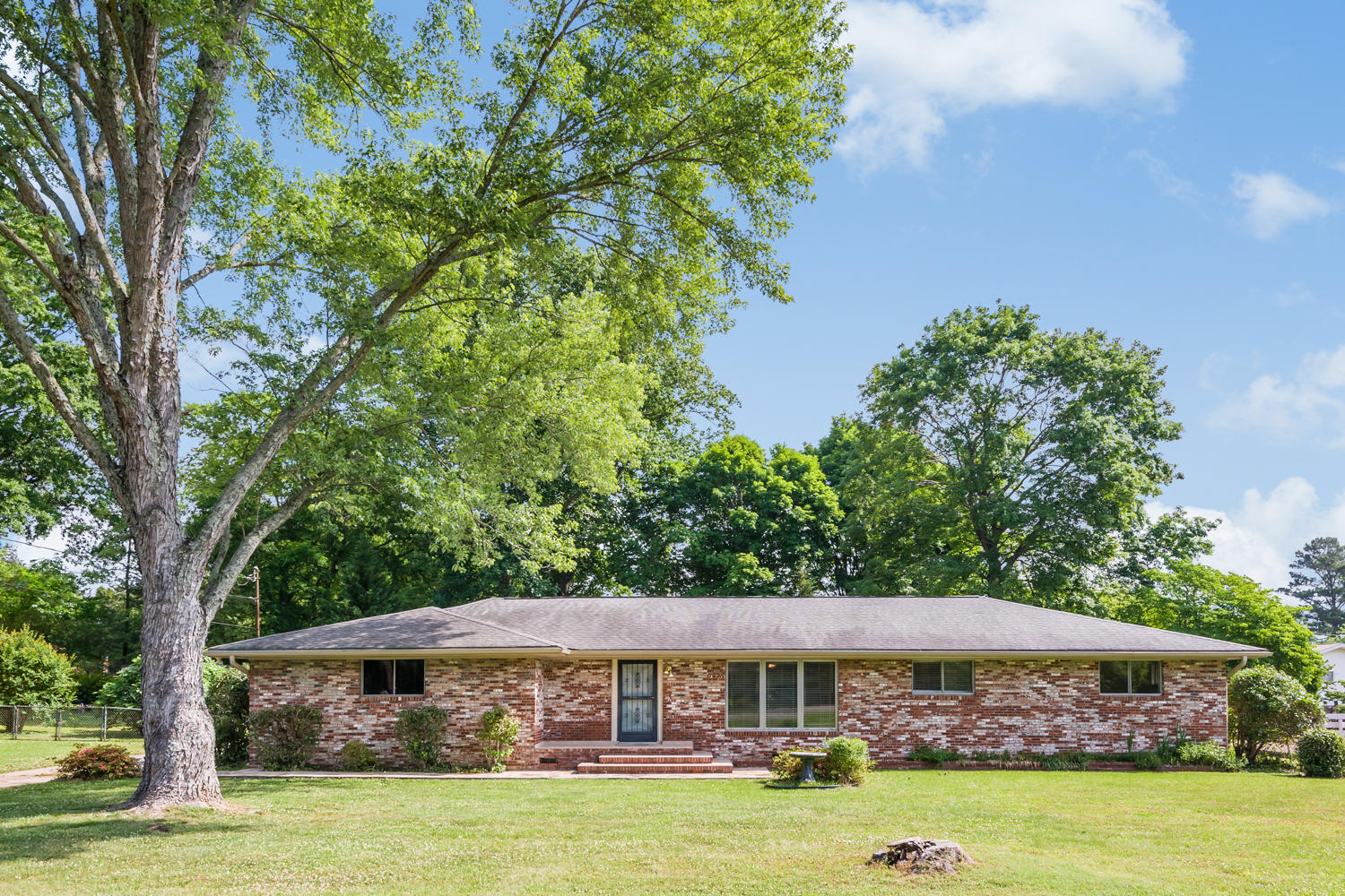 6749 Dupre Road Chattanooga, TN 37421 - Photo 1 of 25 6749_Dupre_Rd_02