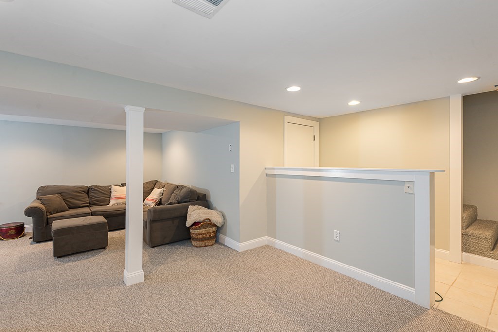 4 Spring Street Pembroke, MA 02359 - Photo 34 of 40 Gallery Image 34