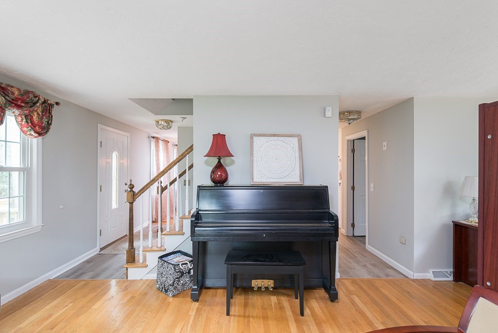 4 Spring Street Pembroke, MA 02359 - Photo 5 of 40 Gallery Image 5