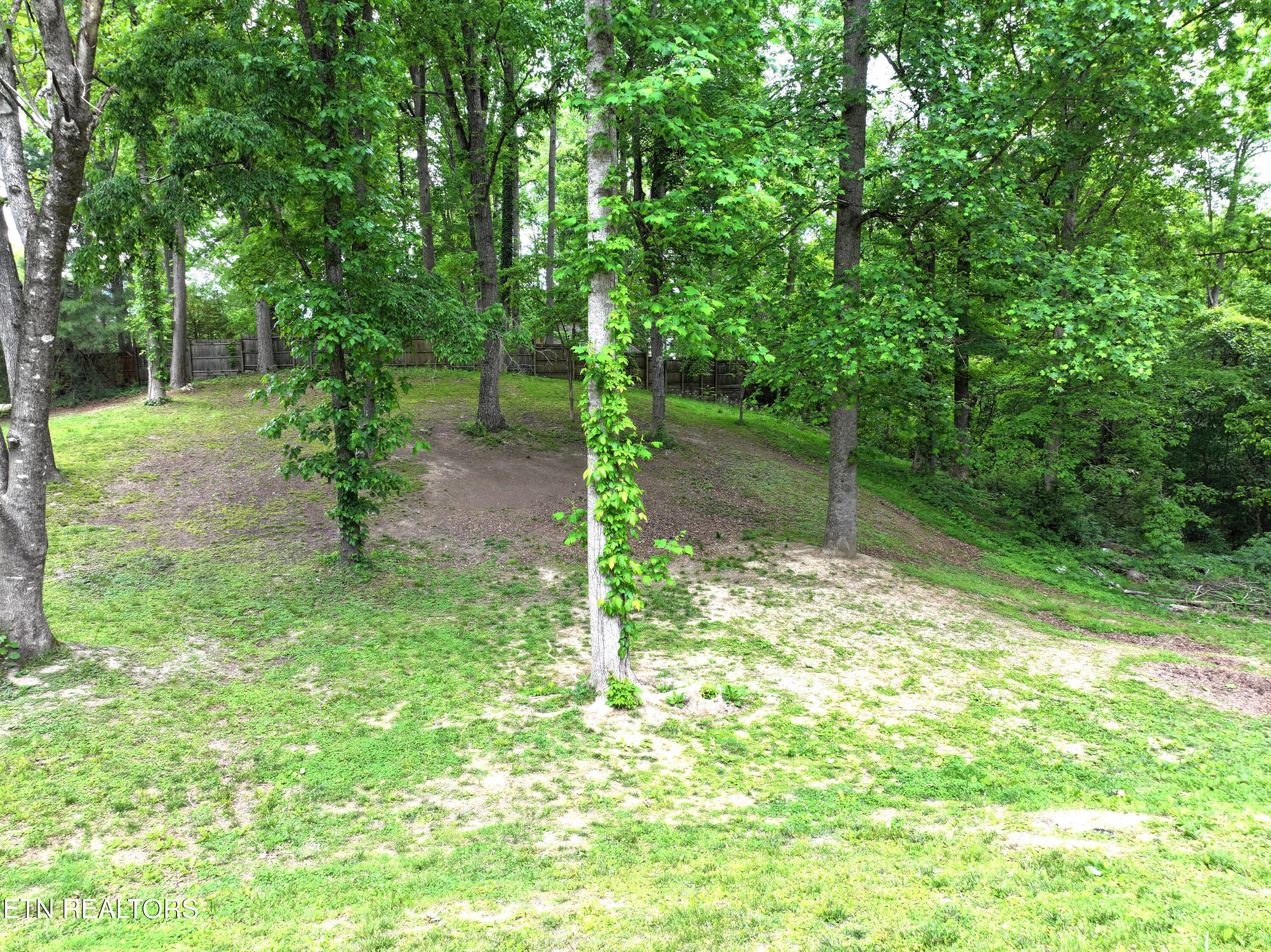209 Summit Drive Speedwell, TN 37870 - Photo 30 of 36 35 - 209 Summit Dr