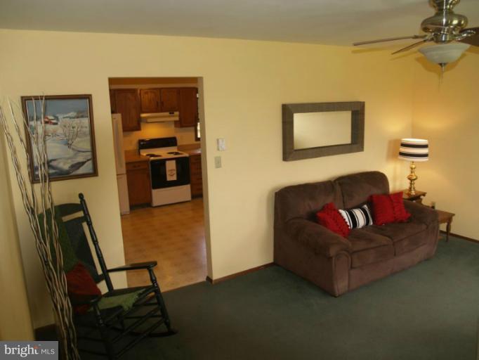 375 Jacks Mountain Road Fairfield, PA 17320 - Photo 12 of 27 Living Room