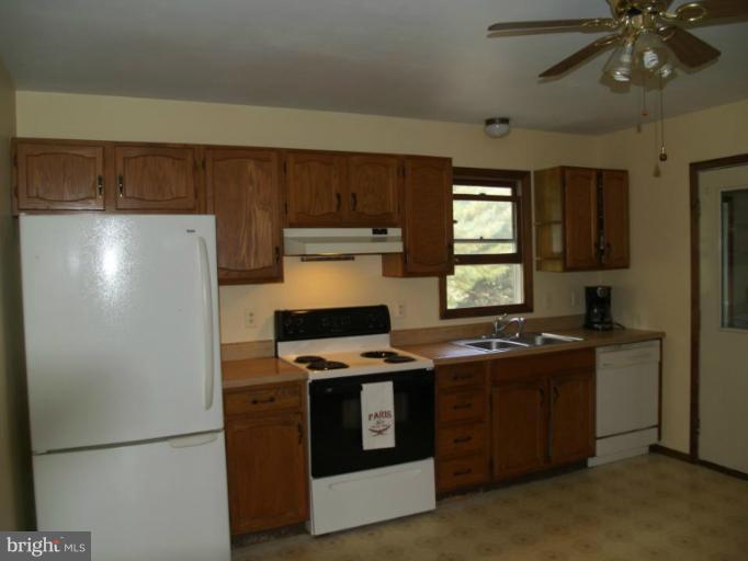 375 Jacks Mountain Road Fairfield, PA 17320 - Photo 18 of 27 Kitchen