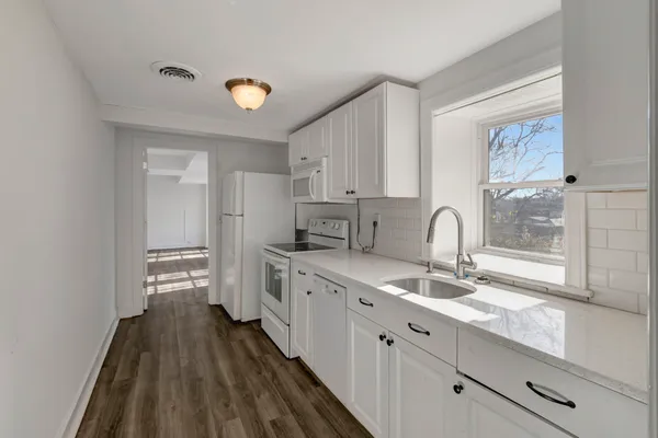 $1,850 | 2817 Blair Boulevard, Unit B, Nashville, TN 37212