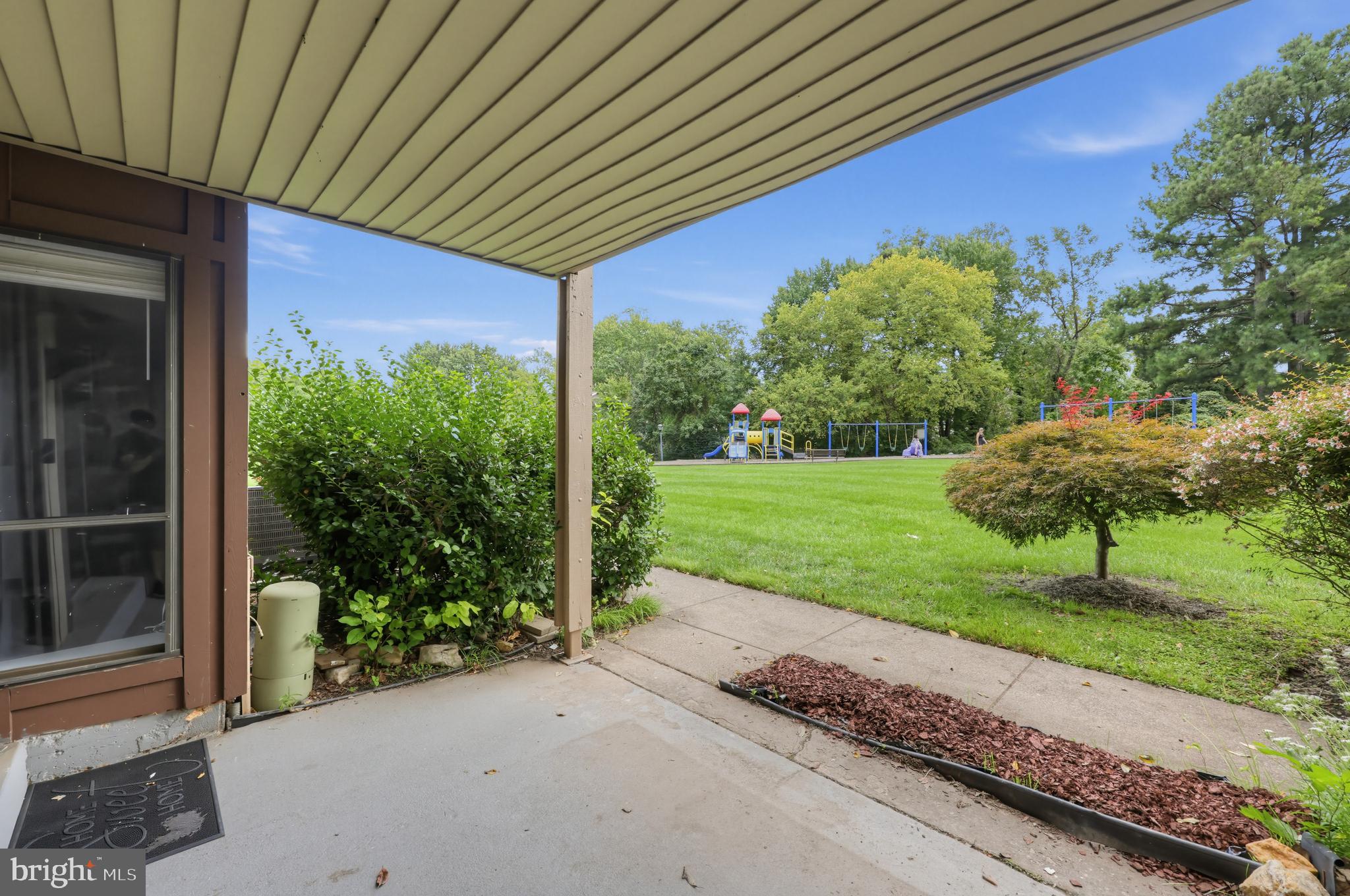 5803 Royal Ridge Drive, Unit I Springfield, VA 22152 - Photo 5 of 38 Gallery Image 5