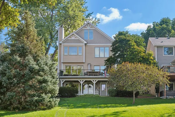 $1,799,900 | 4512 West Arm Road, Spring Park, MN 55384