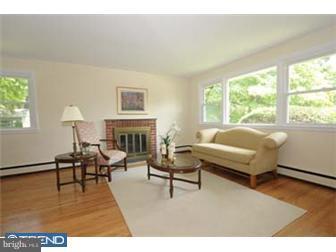 124 Ashley Road Newtown Square, PA 19073 - Photo 3 of 12