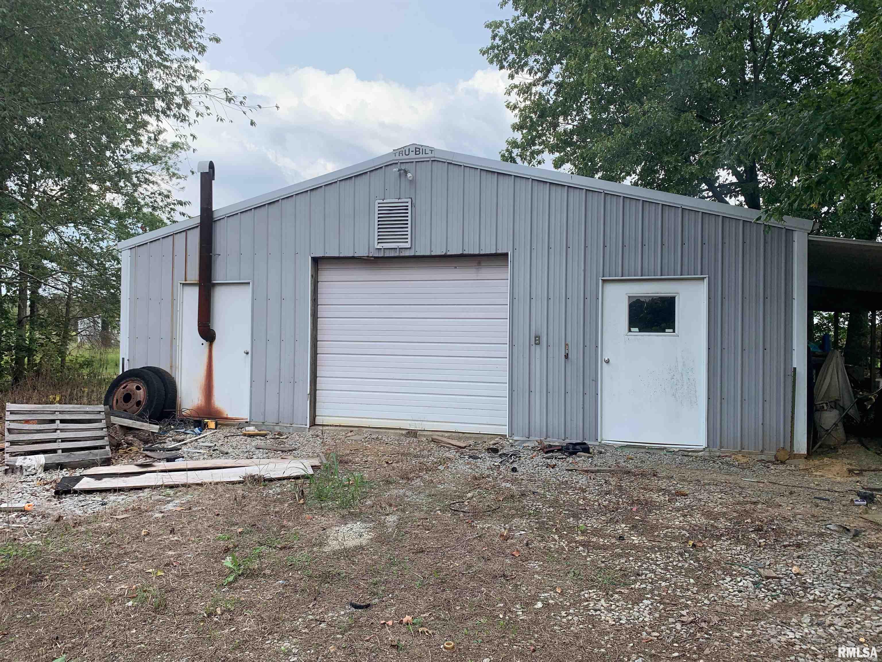 885 Ozark Road Ozark, IL 62972 - Photo 14 of 22
