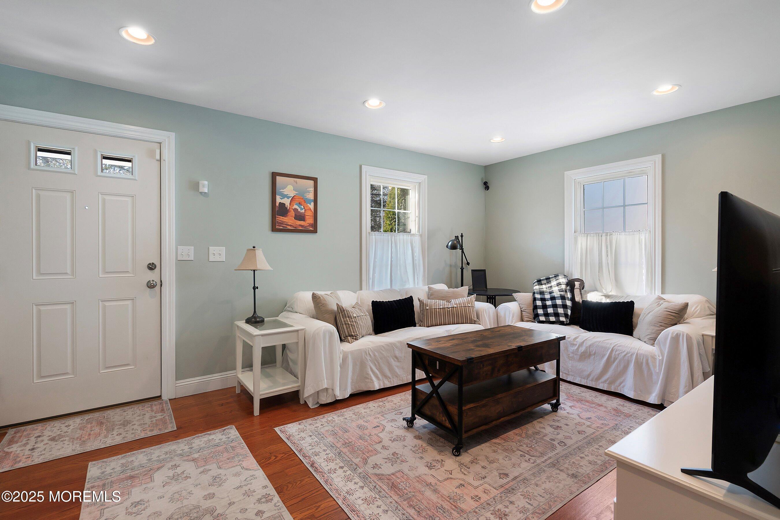 75 Ravine Drive Matawan, NJ 07747 - Photo 3 of 24 05-Living 1A
