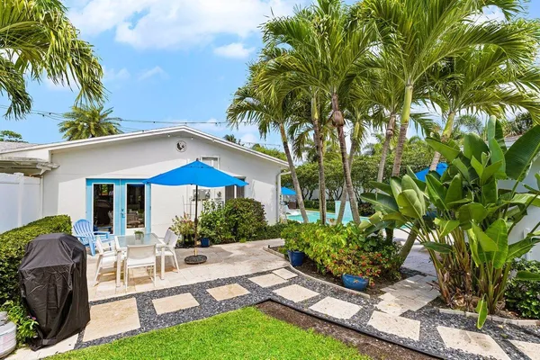 $7,500 | 340 Northeast 7th Avenue, Delray Beach, FL 33483