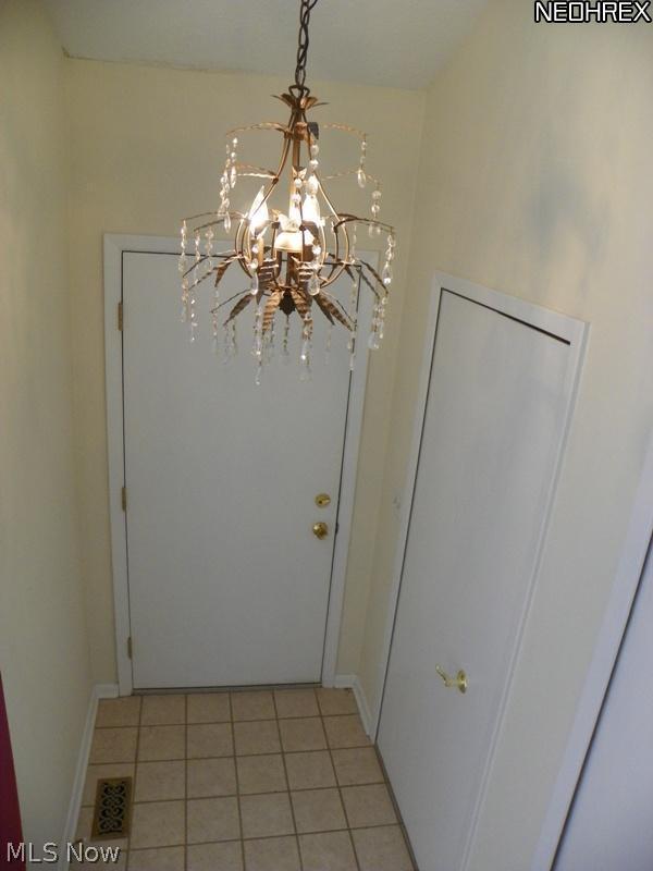 22528 Center Ridge Road, Unit B Rocky River, OH 44116 - Photo 3 of 13 Gallery Image 3
