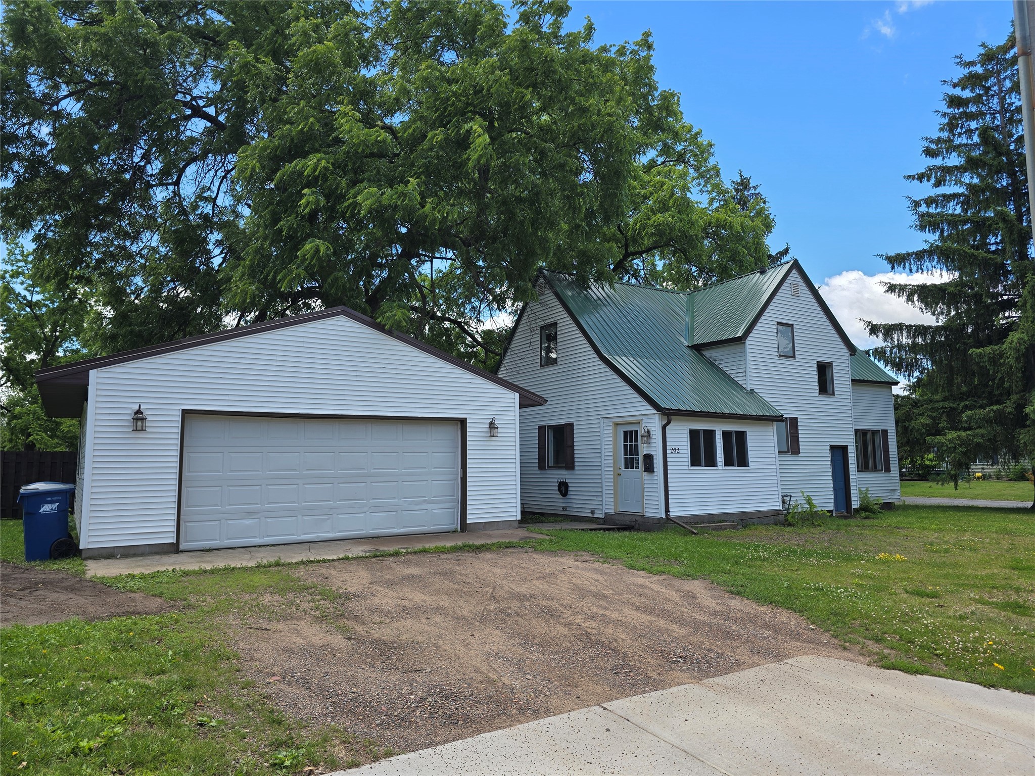 202 East Gates Street Rice Lake, WI 54868 - Photo 2 of 27