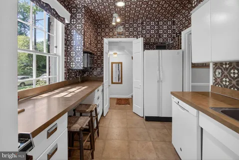 $1,199,000 | 6650 32nd Place Northwest, Washington, DC 20015