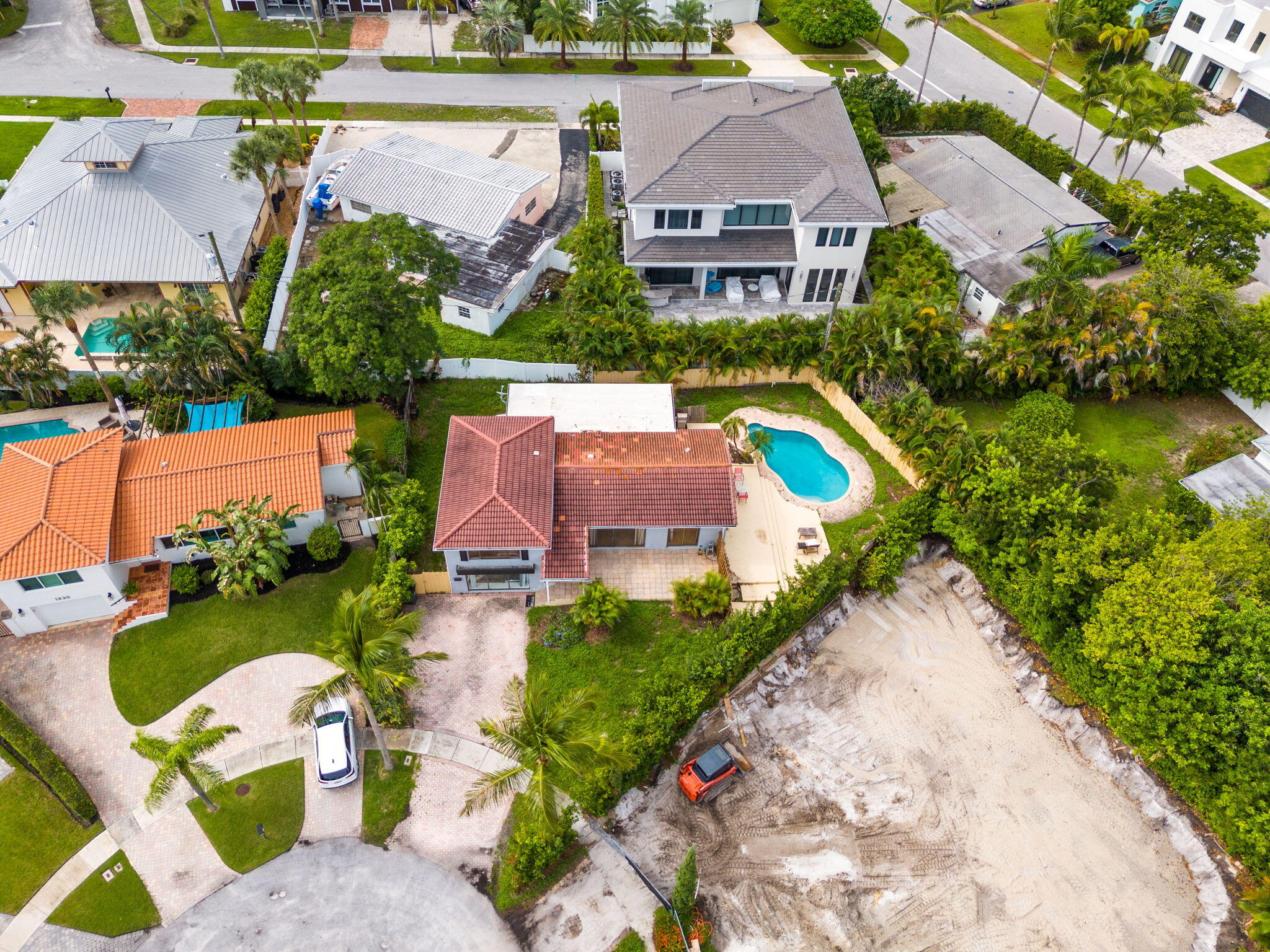 1425 Northeast 4th Court Boca Raton, FL 33432 - Photo 47 of 66 47-web-or-mls-DJI_20260930110208_0819_D