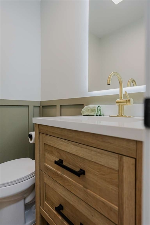 27 Silver Road, Unit 27 Everett, MA 02149 - Photo 25 of 42 a bathroom with a sink a toilet and vanity