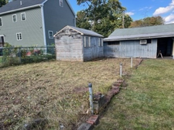 23 Edgewood Road Billerica, MA 01821 - Photo 11 of 40 a view of a backyard