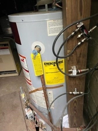 23 Edgewood Road Billerica, MA 01821 - Photo 14 of 40 a bathroom with a sink