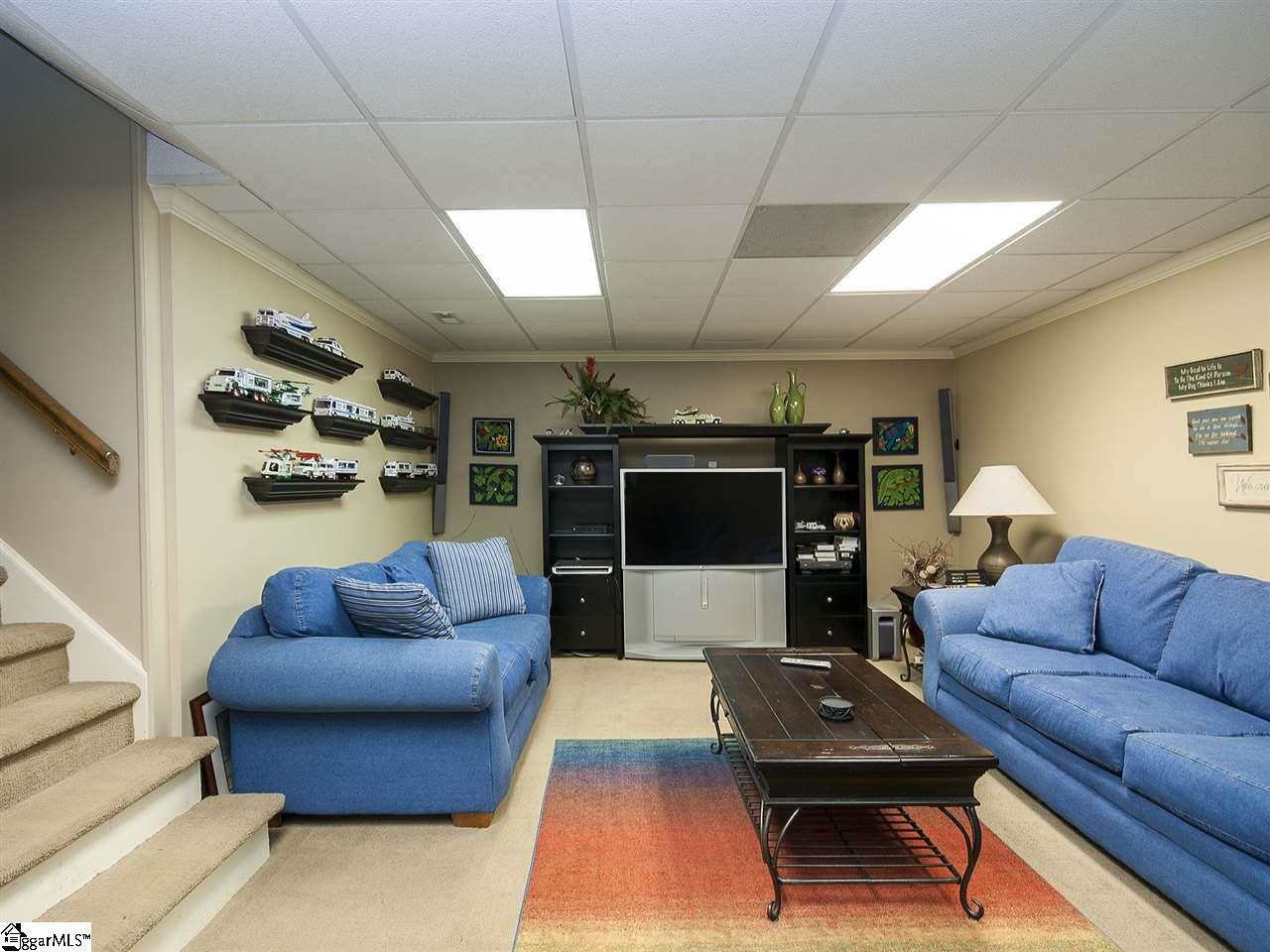 112 West Round Hill Road Greenville, SC 29617 - Photo 26 of 32 Gallery Image 26
