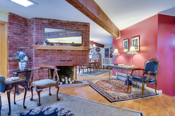 23 Canterbury Road Woburn, MA 01801 - Photo 5 of 23 Gallery Image 5