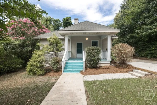 $2,400 | 1273 East Broad Street, Athens, GA 30601