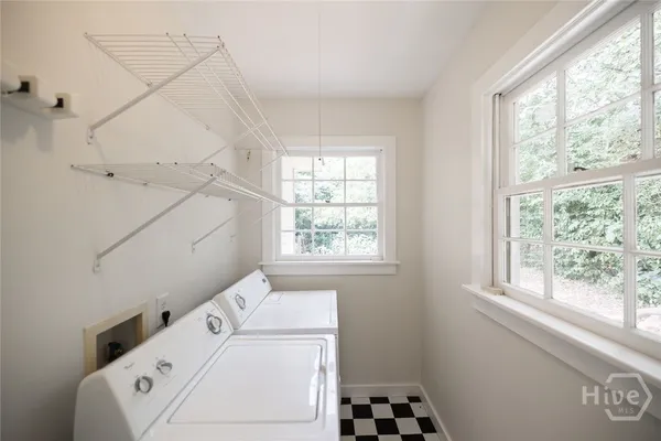 $2,400 | 1273 East Broad Street, Athens, GA 30601