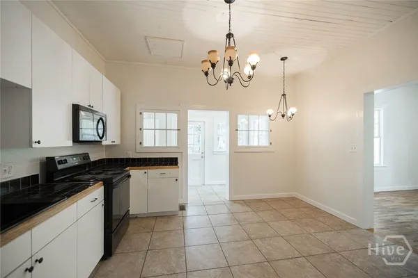 $2,400 | 1273 East Broad Street, Athens, GA 30601