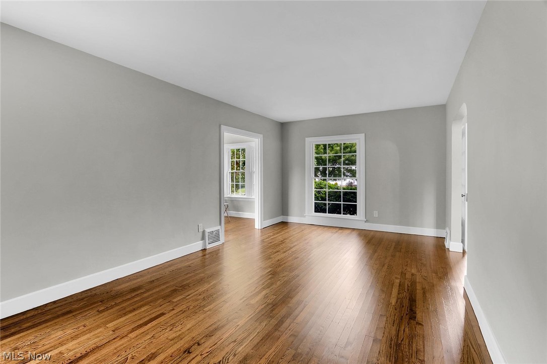 3622 Berkeley Road Cleveland Heights, OH 44118 - Photo 5 of 25 Gallery Image 5