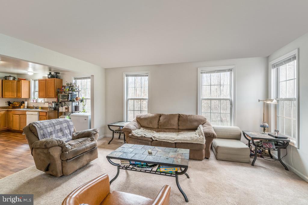 104 Valley View Road Fredericksburg, VA 22407 - Photo 8 of 19 Family room off of kitchen