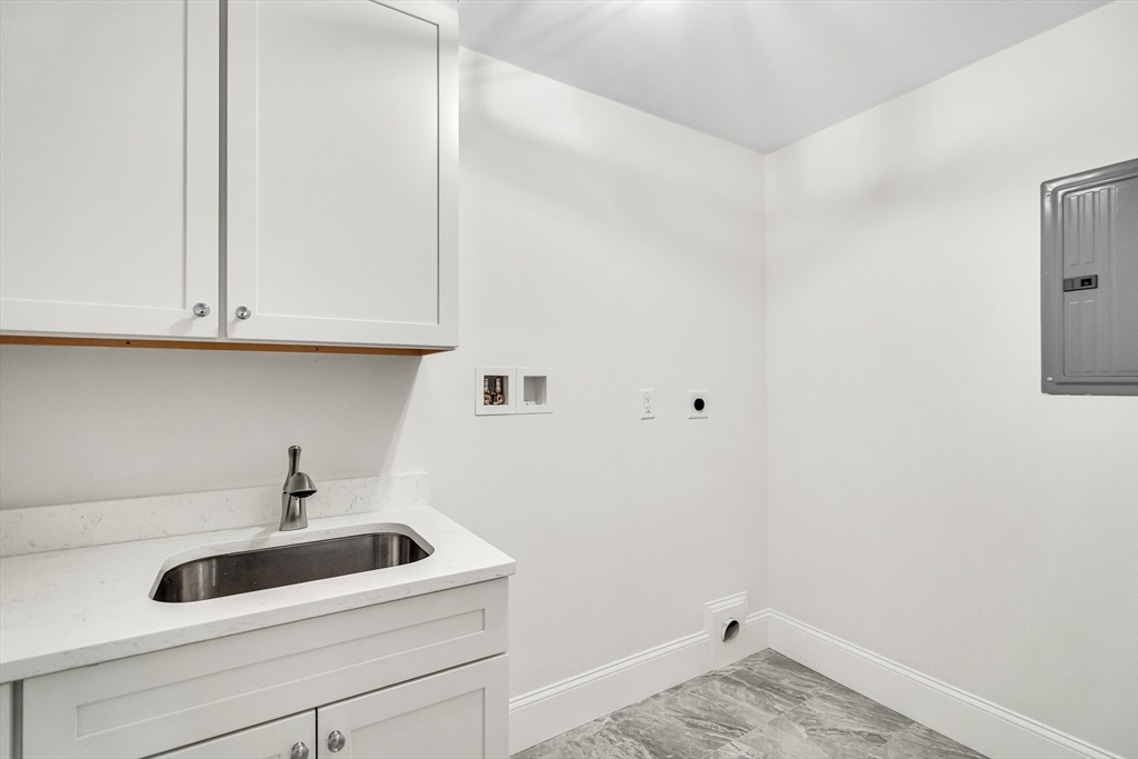 19 Deering Avenue Lexington, MA 02421 - Photo 33 of 42