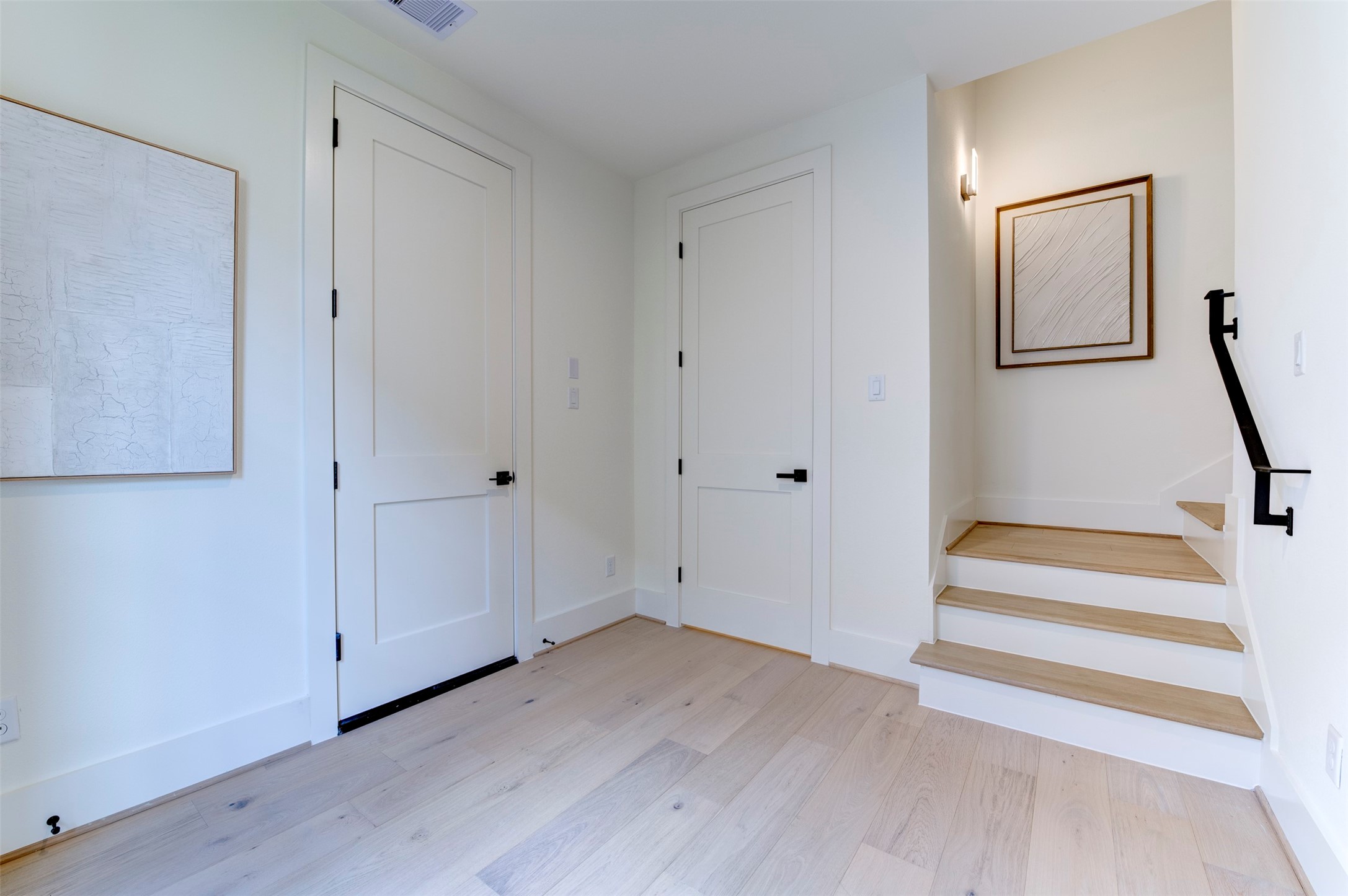 4511 Nolda Street Houston, TX 77007 - Photo 2 of 44