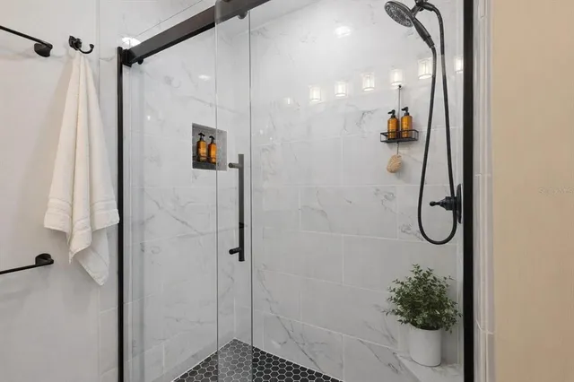 $855,000 | 1001 Edgemont Place, Brandon, FL 33511