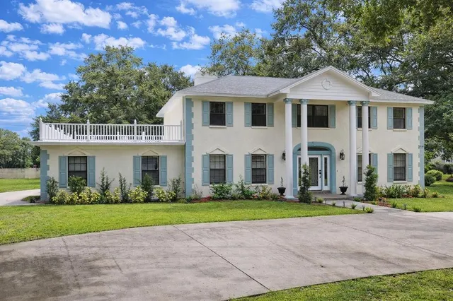 $855,000 | 1001 Edgemont Place, Brandon, FL 33511